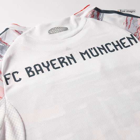 Koszulka piłkarska w wersji zawodniczej Bayern Monachium 2025/26 wyjazdowa MÜLLER Special #25 - Kibula