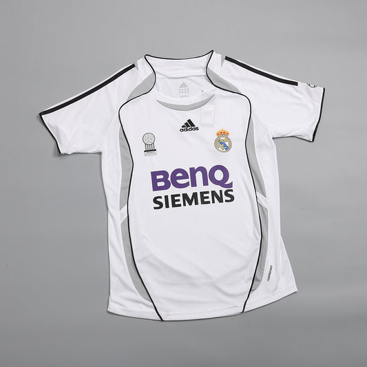 Koszulka piłkarska retro Real Madryt 2006/07 domowa