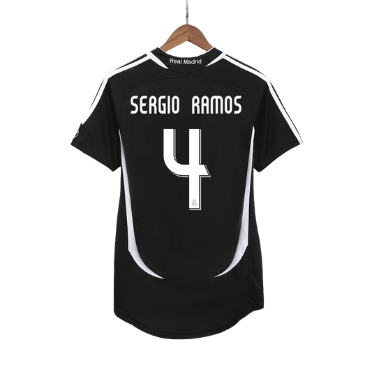 Koszulka piłkarska retro Real Madryt 2006/07 wyjazdowa SERGIO RAMOS #4