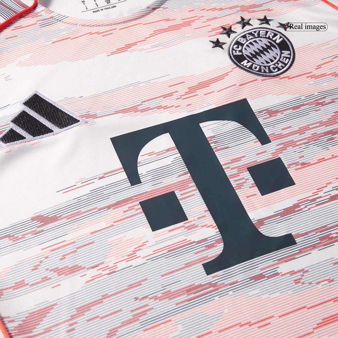 Koszulka piłkarska Bayern Monachium 2025/26 wyjazdowa MÜLLER Special #25 - Kibula